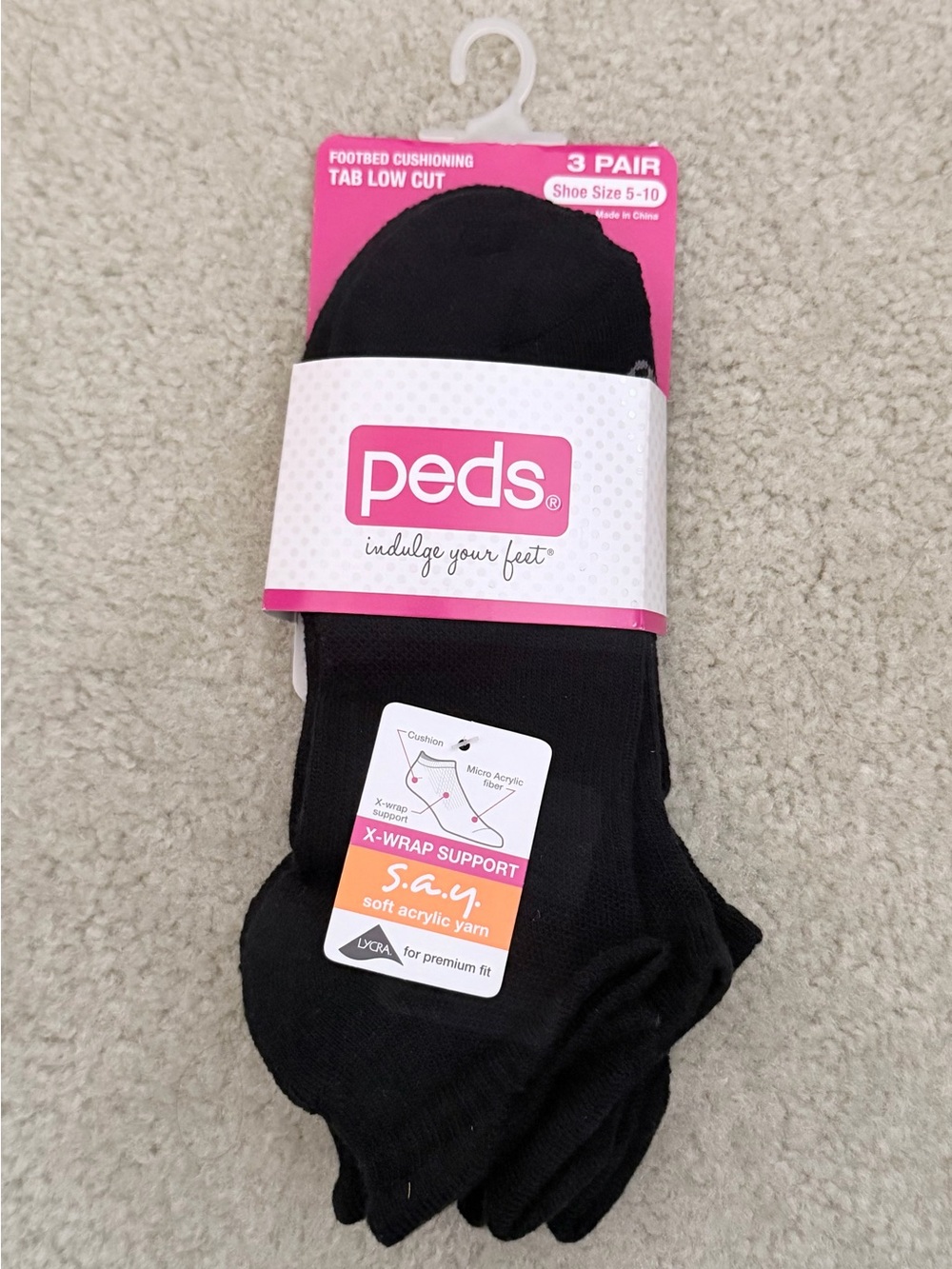 WoMen’s Black No-Show Socks